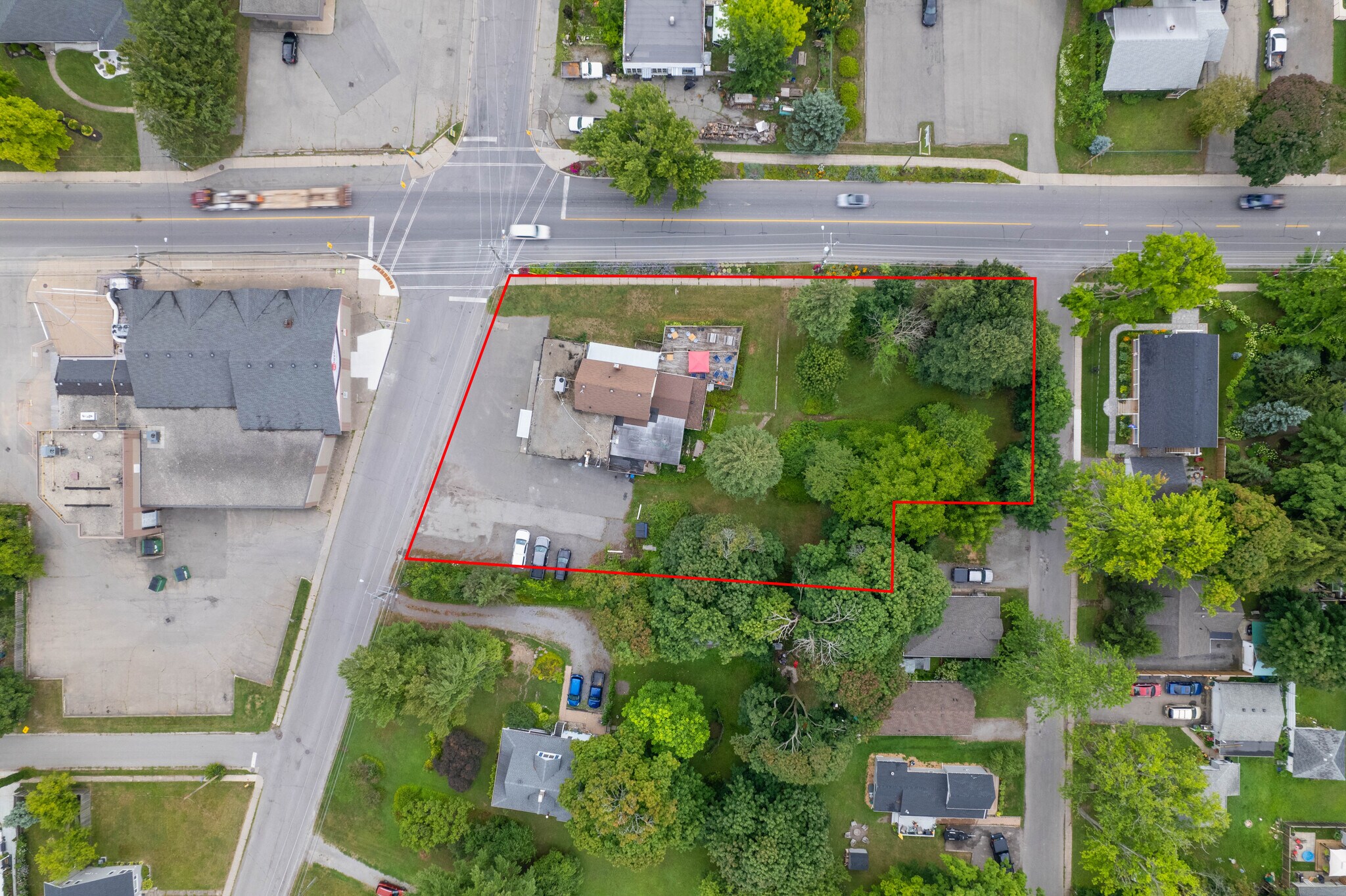 3879 Rebstock Rd, Fort Erie, ON à vendre Photo principale– Image 1 sur 46
