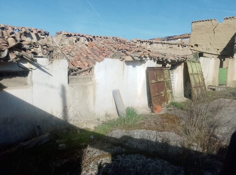 Calle del Corro Amarillo, 1, Mota del Marqués, Valladolid à vendre - Photo de l’immeuble – Image 1 sur 13