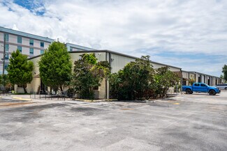 Plus de détails pour 4455 Ulmerton Rd, Clearwater, FL - Bureau, Industriel/Logistique à louer