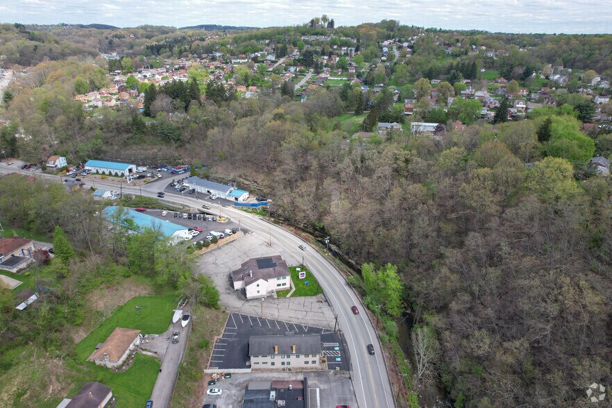 1711 Babcock Blvd, Pittsburgh, PA à louer - Aérien – Image 2 sur 6