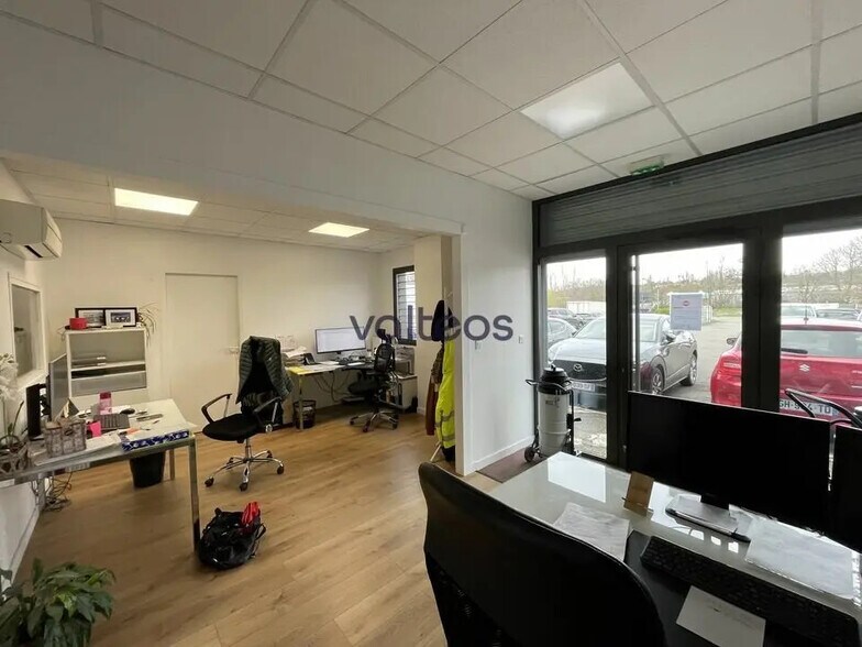 Bureau dans Montrabé à louer - Photo de l’immeuble – Image 3 sur 9