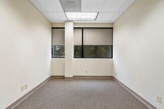 Plus de détails pour 400 Sawgrass Corporate Pky, Sunrise, FL - Bureau à louer