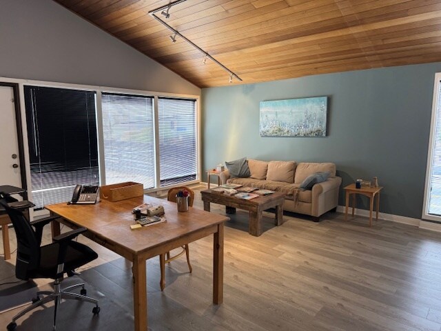 20265 Ventura Blvd, Woodland Hills, CA à louer - Photo de l’immeuble – Image 2 sur 14