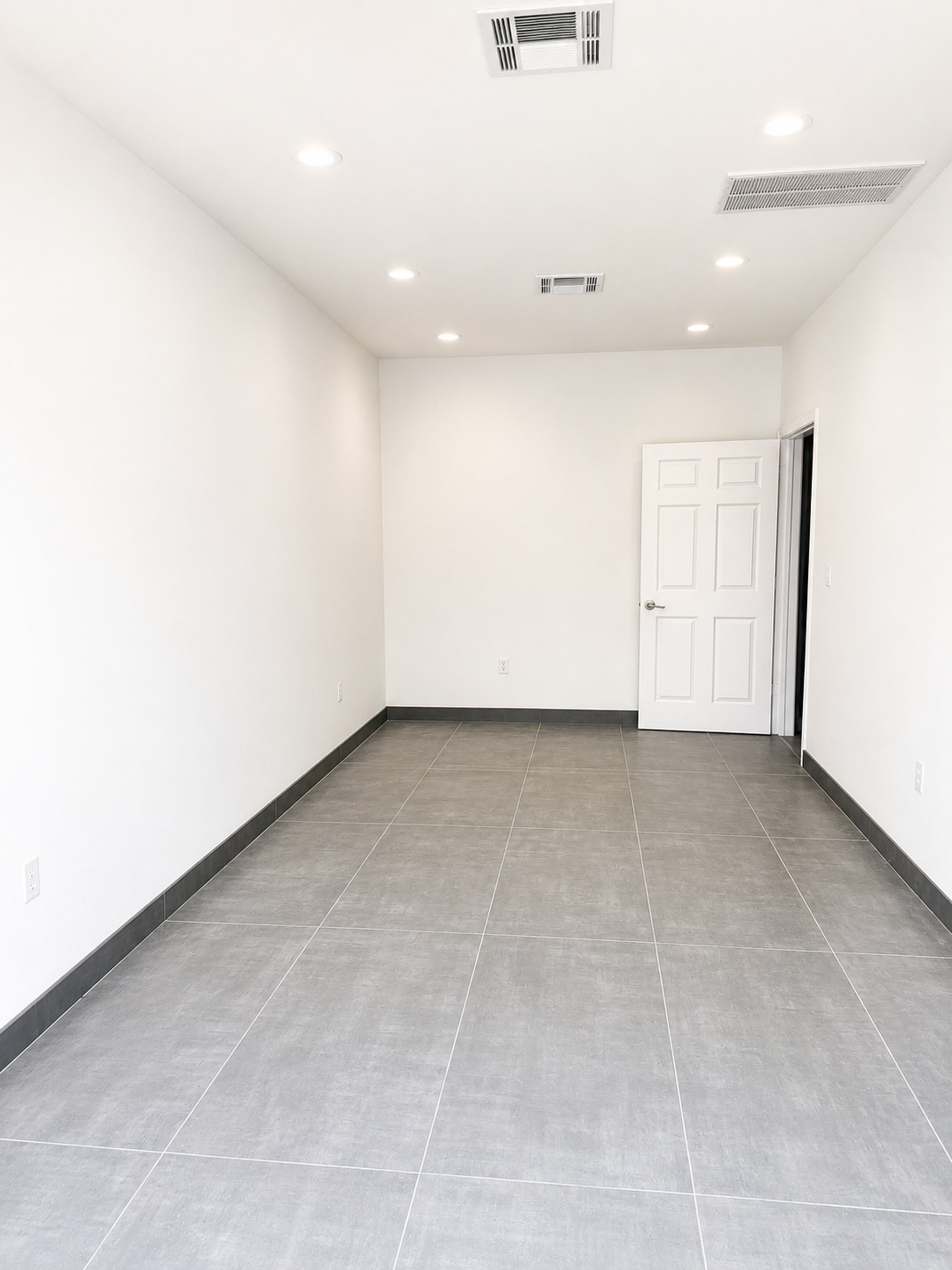 7044 Queenston Blvd, Houston, TX à louer Photo intérieure– Image 1 sur 8