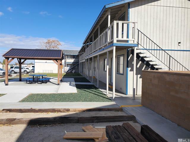 420-470 H St, Hawthorne, NV à vendre - Photo de l’immeuble – Image 3 sur 30