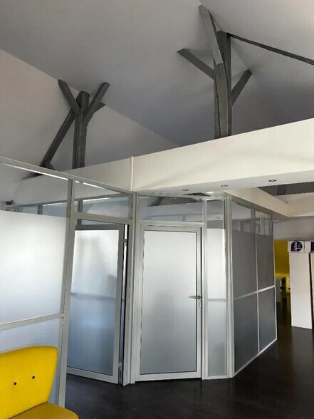 Bureau dans Le Havre à louer - Photo de l’immeuble – Image 3 sur 5