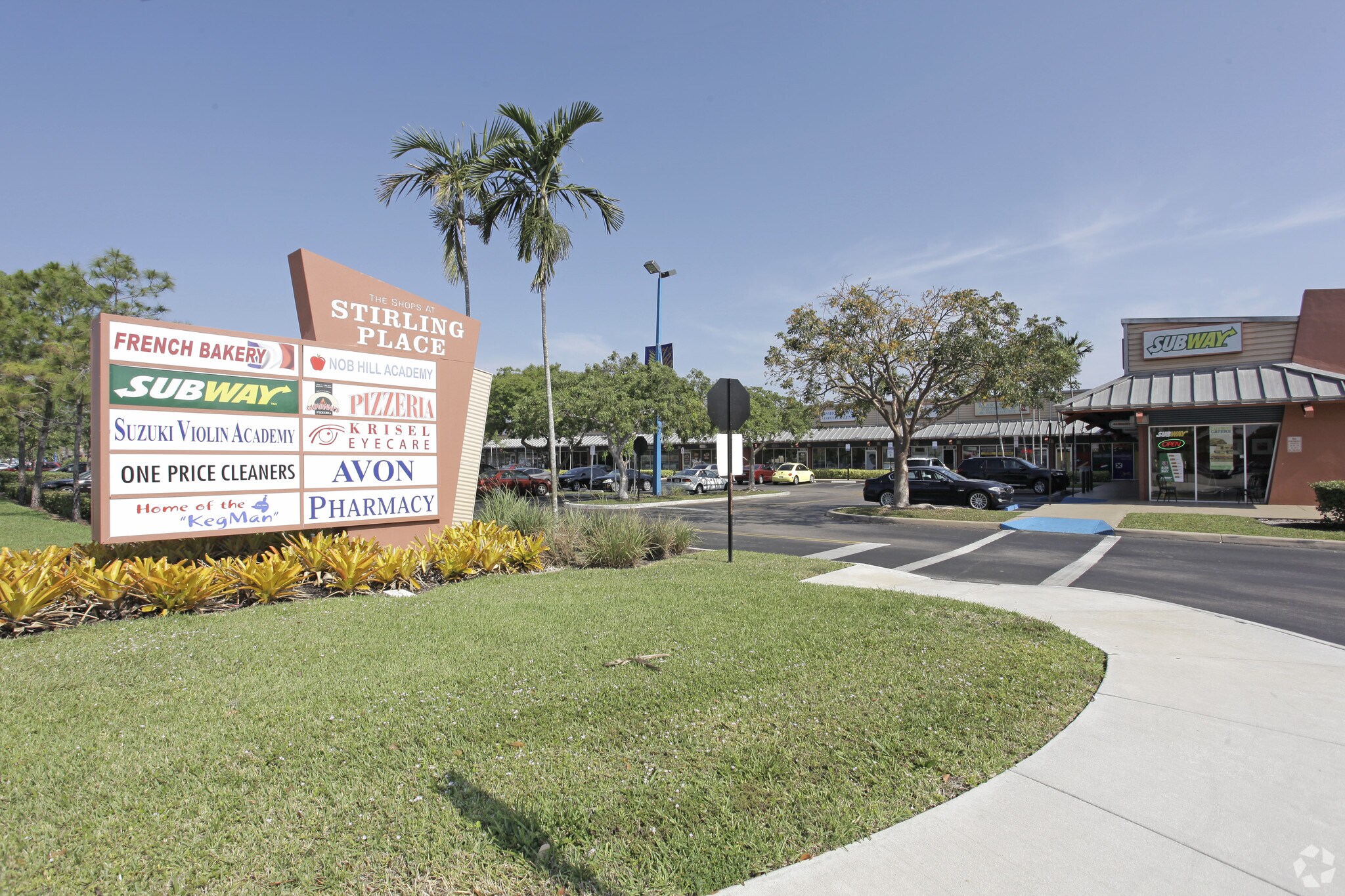 6775-6999 Stirling Rd, Davie, FL à louer Photo principale– Image 1 sur 8