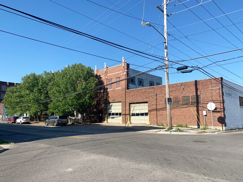 1409 Buchanan Ave SW, Grand Rapids, MI à louer - Photo de l’immeuble – Image 3 sur 3