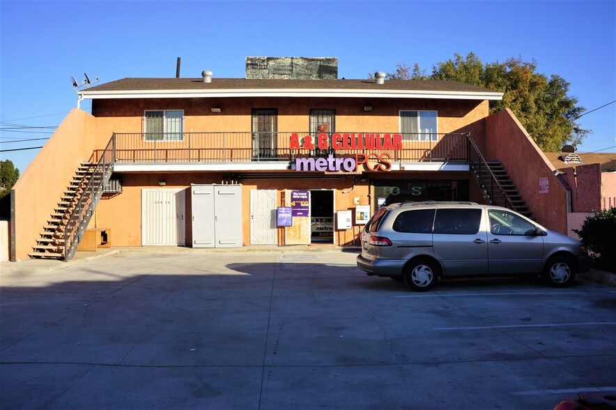 10418 S Prairie Ave, Inglewood, CA à louer - Photo principale – Image 1 sur 11