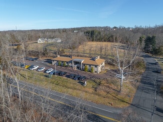 Plus de détails pour 102 Memorial Dr, Schwenksville, PA - Bureau à vendre