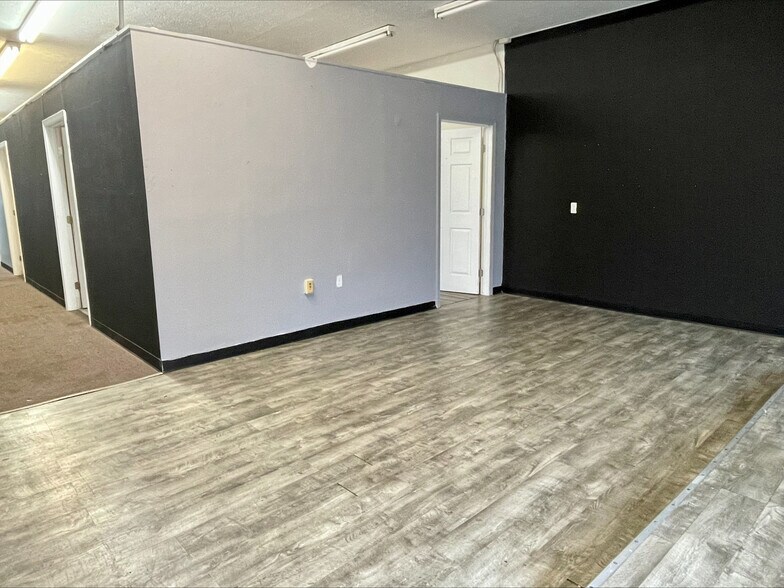 1749-1751 S Main St, Akron, OH à louer - Photo de l’immeuble – Image 2 sur 12