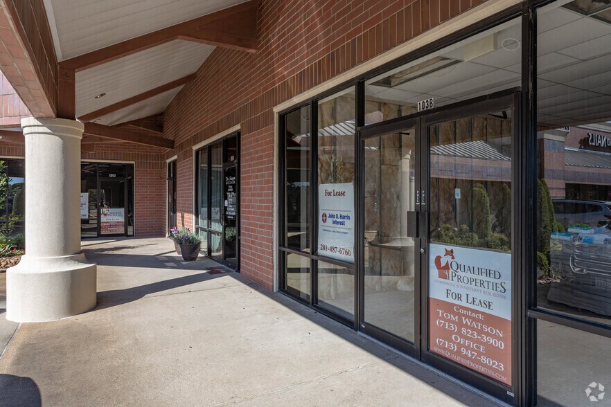 4111 Fairmont Pky, Pasadena, TX à louer - Photo de l’immeuble – Image 3 sur 7
