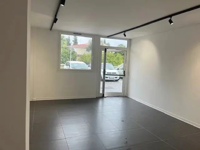 Bureau dans Biot à louer - Photo intérieure – Image 2 sur 5