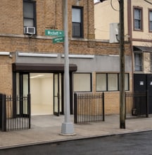 868 Wyckoff Ave, Brooklyn, NY à louer Photo de l’immeuble– Image 1 sur 3