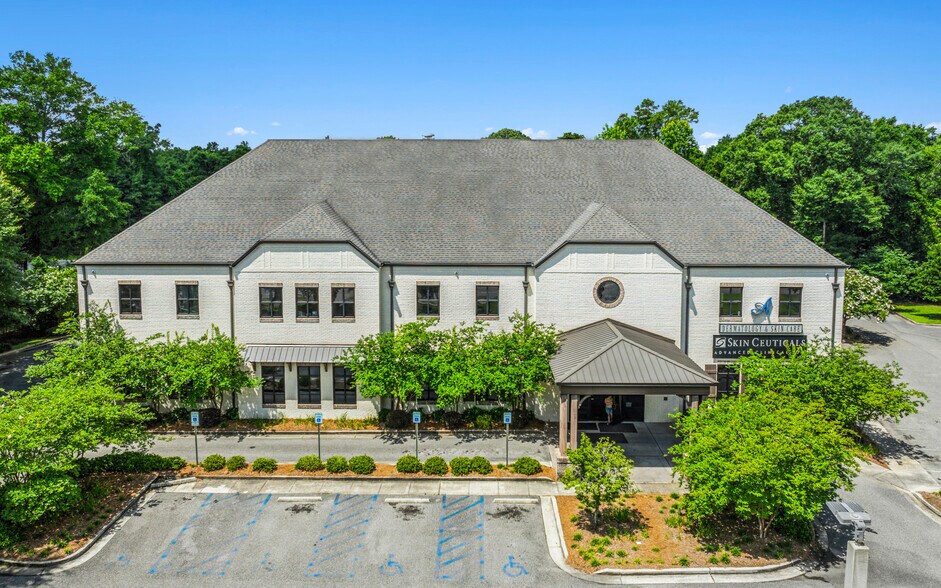 580 Providence Park Dr E, Mobile, AL à vendre - Photo de l’immeuble – Image 1 sur 8