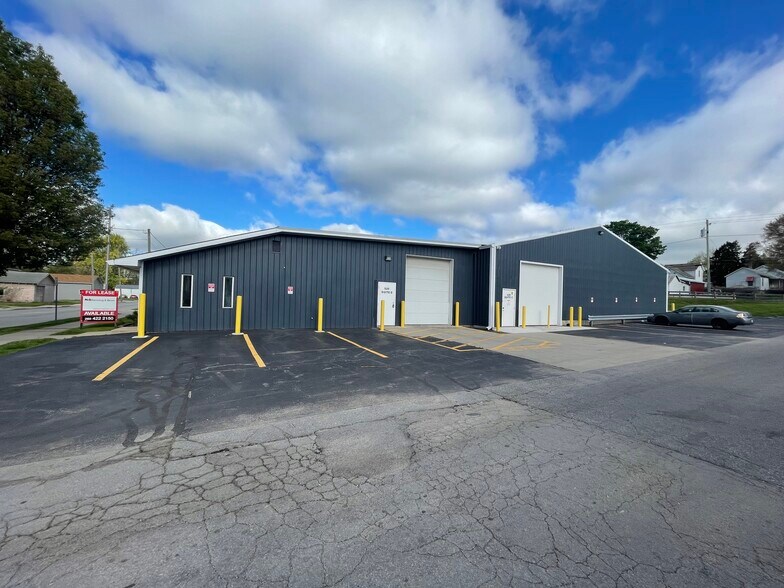 520 Spring St, Fort Wayne, IN à vendre - Photo de l’immeuble – Image 2 sur 12