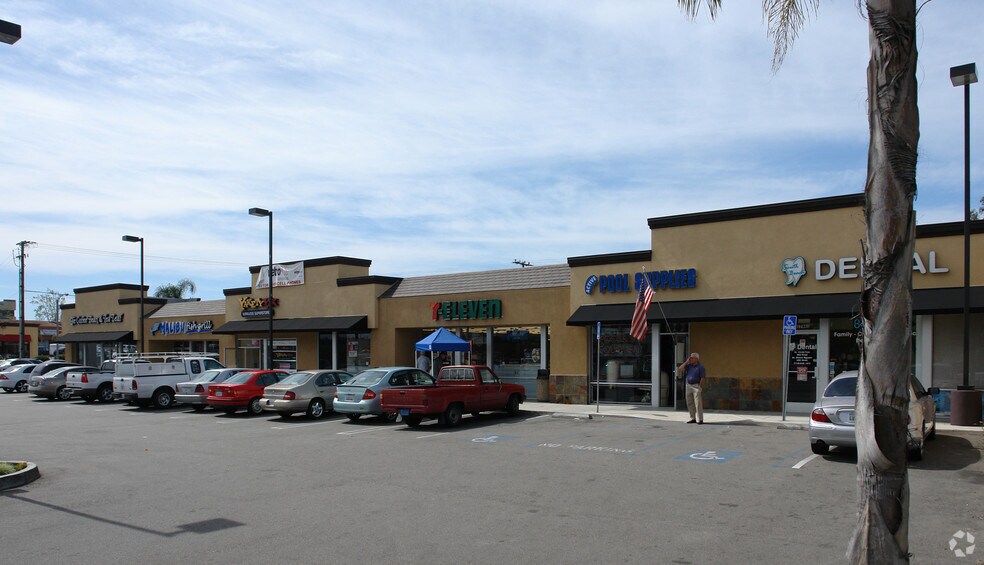 17941 Beach Blvd, Huntington Beach, CA à louer - Photo de l’immeuble – Image 3 sur 13