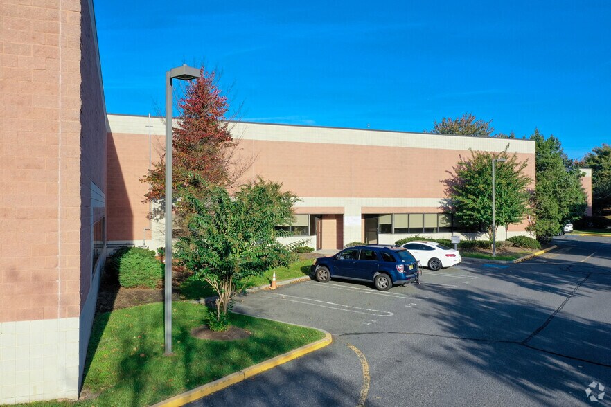 1750 Brielle Ave, Ocean, NJ à louer - Photo de l’immeuble – Image 2 sur 12