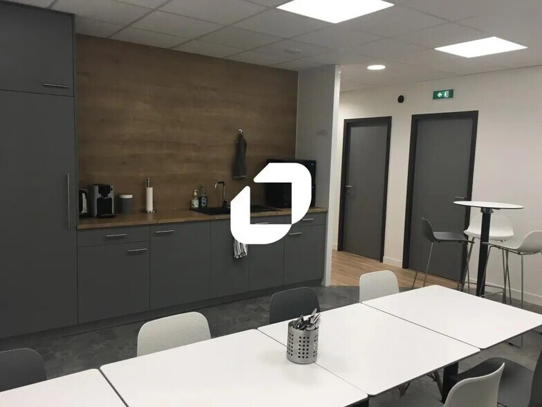 Bureau dans Meylan à louer - Photo intérieure – Image 3 sur 6