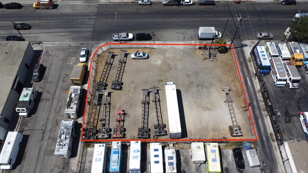 1370 16th st, Long Beach, CA à louer - Photo de l’immeuble – Image 3 sur 4