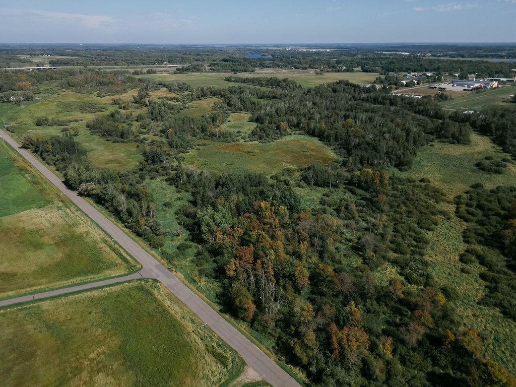 710 13th Ave NW, Little Falls, MN à vendre Photo principale– Image 1 sur 2