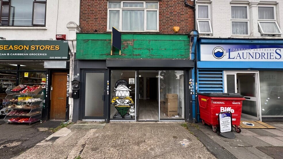 298 Sangley Rd, Londres à louer - Photo de l’immeuble – Image 1 sur 5