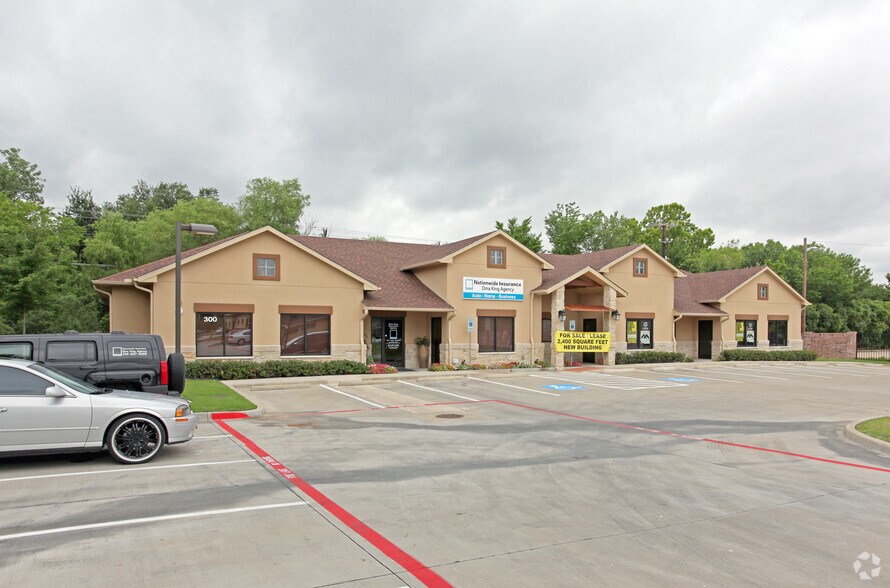 3452 Forest Ln, Dallas, TX à vendre - Photo principale – Image 1 sur 3