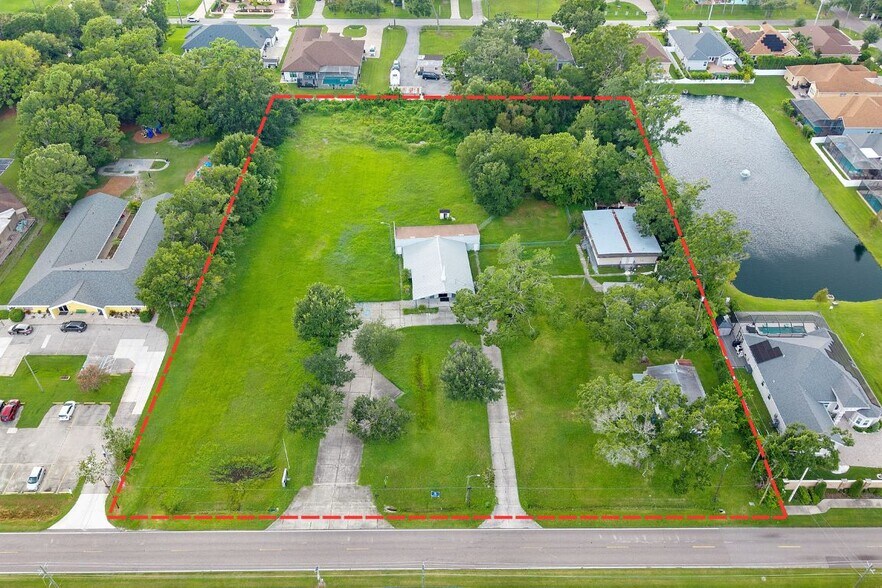 15402 Casey Rd, Tampa, FL à vendre - Photo principale – Image 1 sur 9