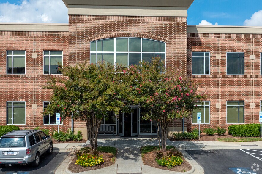 166 Springbrook Ave, Clayton, NC à louer - Photo de l’immeuble – Image 2 sur 7