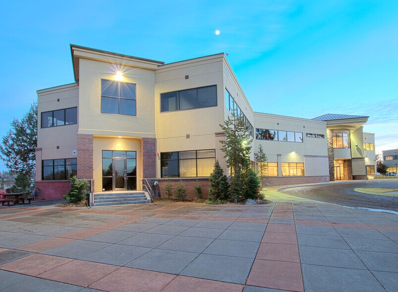 705-775 SW Bonnett Way, Bend, OR à louer - Photo de l’immeuble – Image 3 sur 7