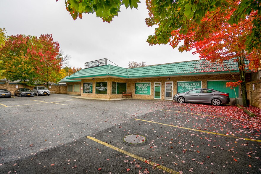 465 Belfield Ave, Staten Island, NY à louer - Photo de l’immeuble – Image 3 sur 23