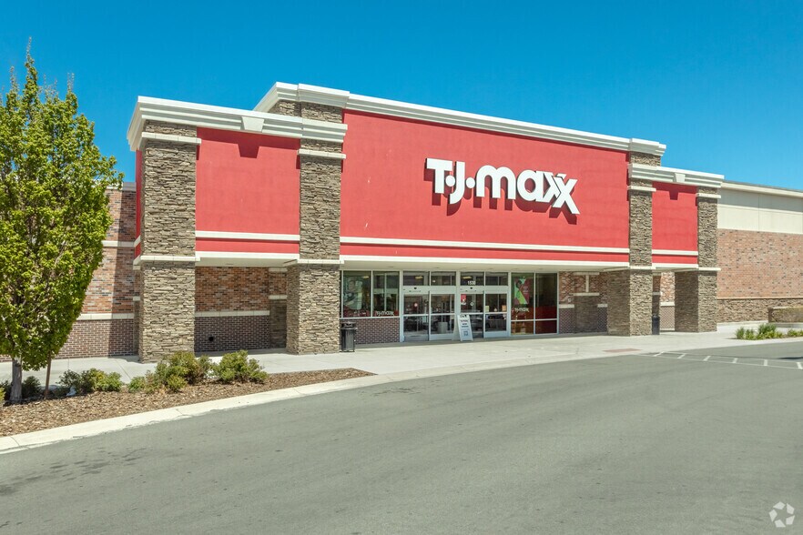 1310 Scheels Dr, Sparks, NV à louer - Photo de l’immeuble – Image 3 sur 27