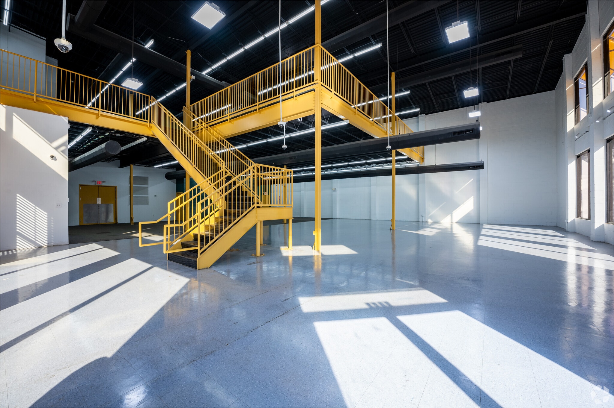 8904 Regents Park Dr, Tampa, FL à louer Photo intérieure– Image 1 sur 8