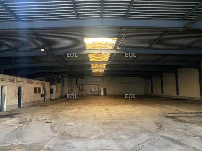 Industriel/Logistique dans Noisiel à louer - Photo de l’immeuble – Image 2 sur 10