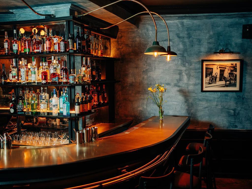 Local commercial dans Madrid, Madrid à louer Photo principale– Image 1 sur 2