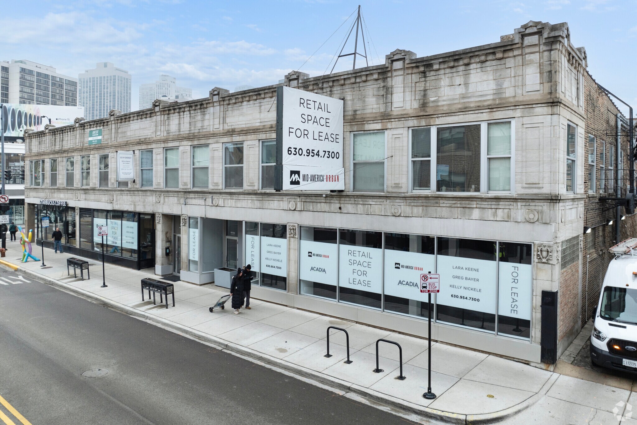 639 W Diversey Pky, Chicago, IL à louer Photo principale– Image 1 sur 7