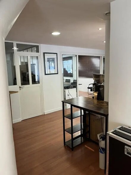 Local commercial dans Lyon à louer - Photo intérieure – Image 2 sur 5