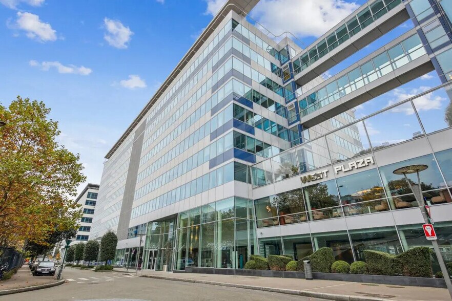 9 Rue Du Débarcadère, Colombes à louer - Photo de l’immeuble – Image 1 sur 24