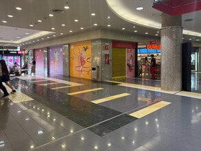 Local commercial dans Barberà del Vallès, Barcelona à louer Photo intérieure– Image 1 sur 5