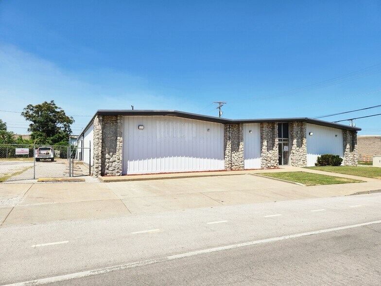 1433 E 6th St, Tulsa, OK à louer - Photo de l’immeuble – Image 2 sur 4