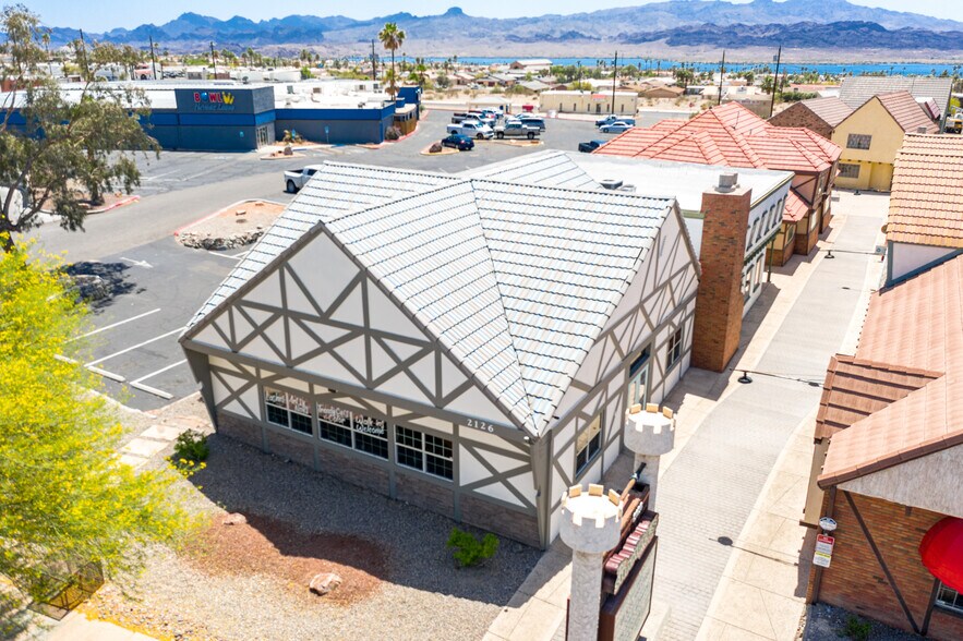 2126 McCulloch Blvd N, Lake Havasu City, AZ à louer - Photo de l’immeuble – Image 3 sur 13