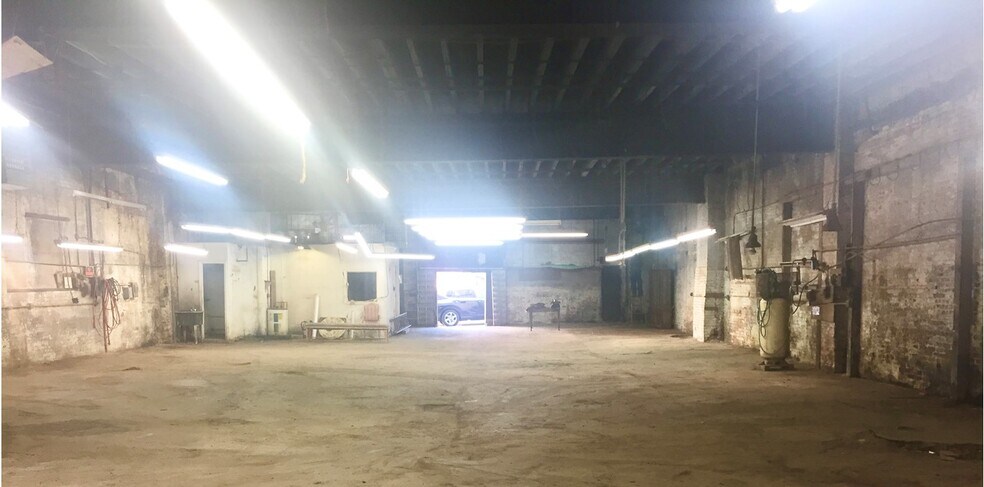 546 E 170th St, Bronx, NY à louer - Photo intérieure – Image 2 sur 3