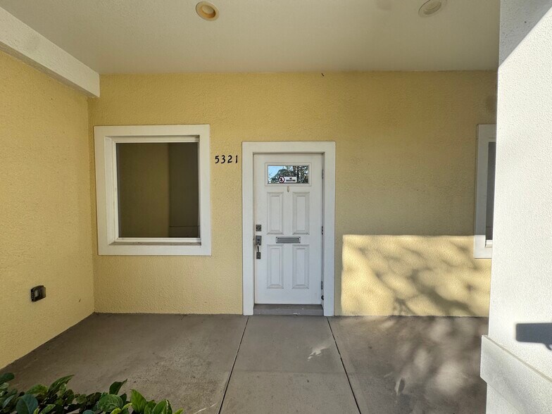 5321 1st Ave S, Saint Petersburg, FL à vendre - Photo de l’immeuble – Image 2 sur 19