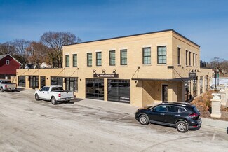 Plus de détails pour 200 N Washington St, West Dundee, IL - Bureau à louer
