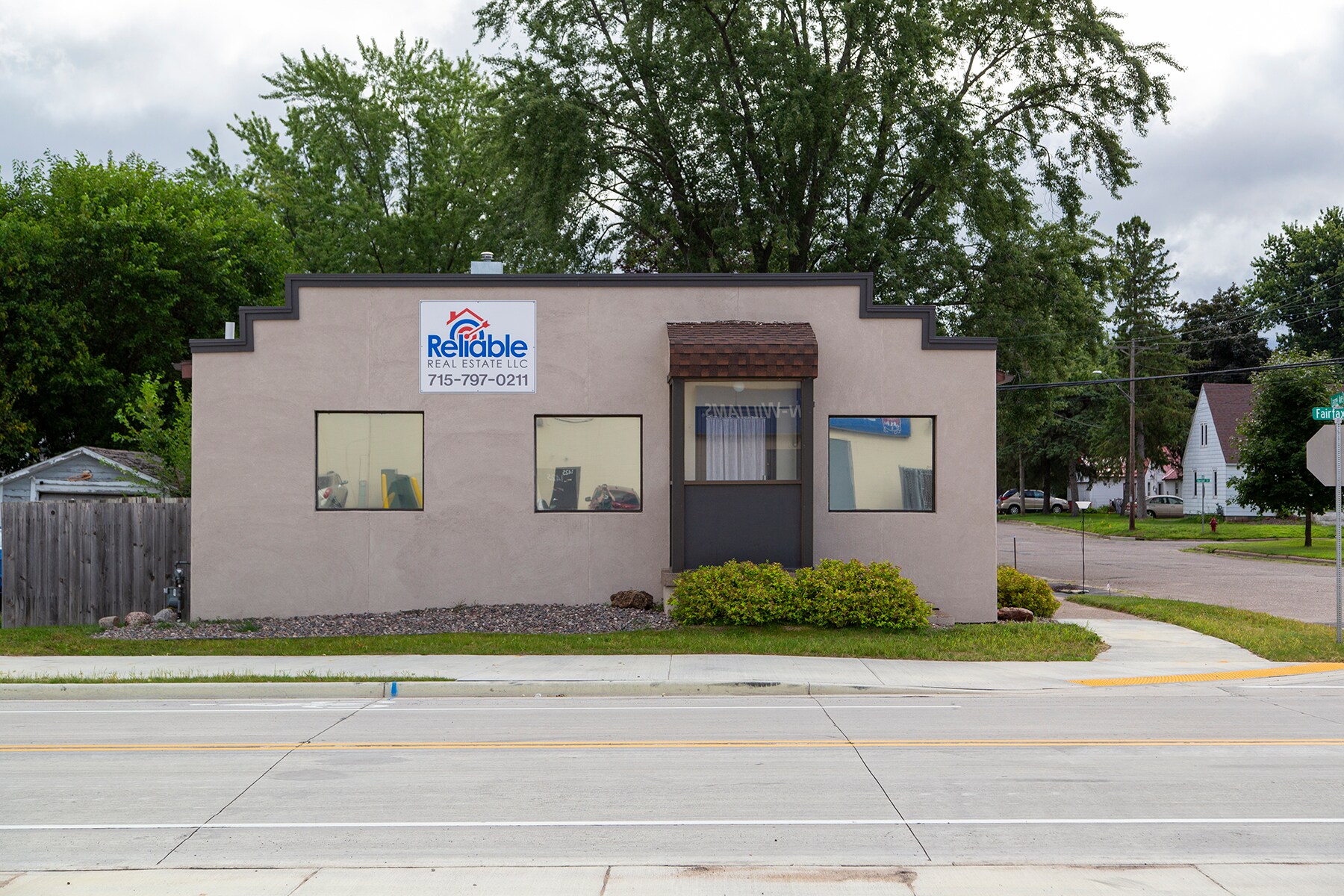 635 Fairfax St, Altoona, WI à vendre Photo principale– Image 1 sur 17