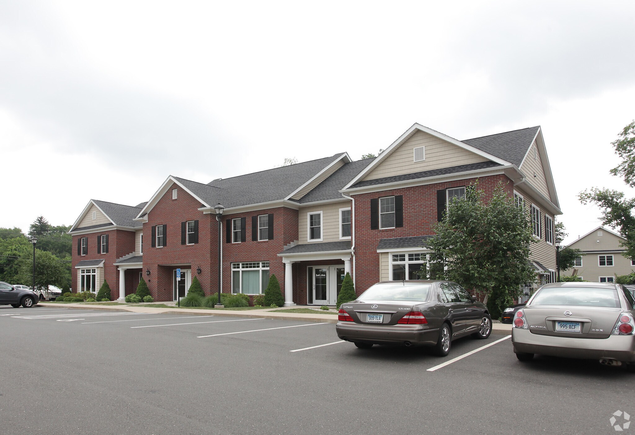 225 Oakland Rd, South Windsor, CT à louer Photo de l’immeuble– Image 1 sur 7