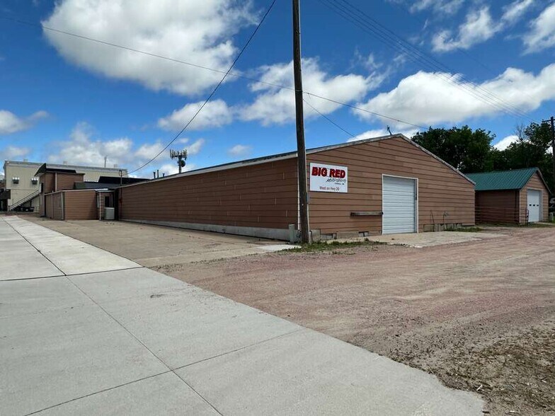 401 E Everett St, Oneill, NE à vendre - Photo de l’immeuble – Image 3 sur 6