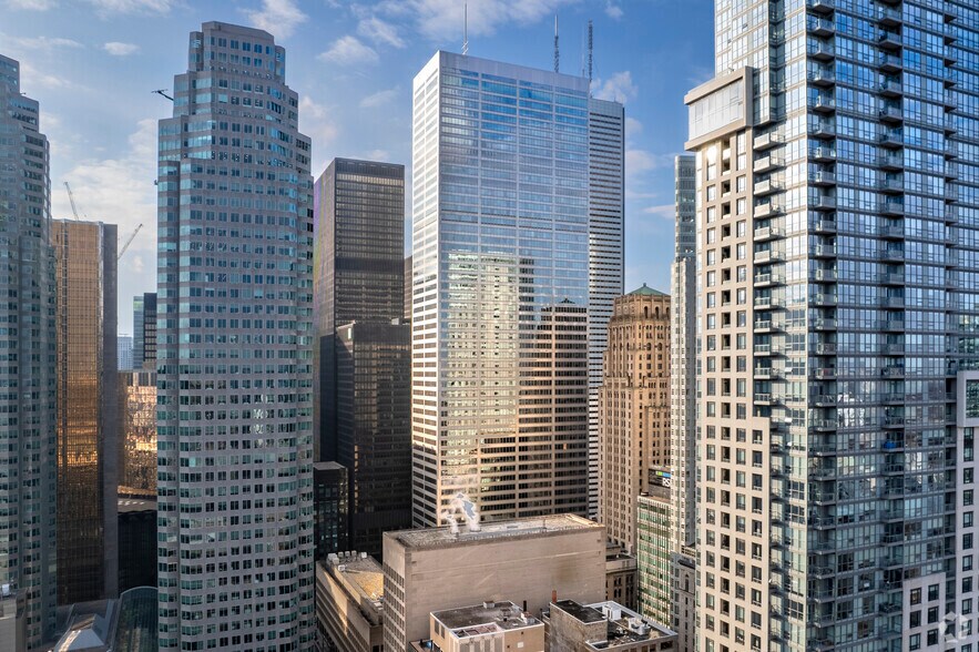 199 Bay St, Toronto, ON à louer - Photo de l’immeuble – Image 2 sur 10
