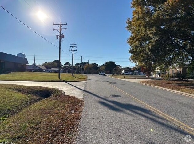 150 Smithfield Blvd, Smithfield, VA à vendre - Photo de l’immeuble – Image 2 sur 6