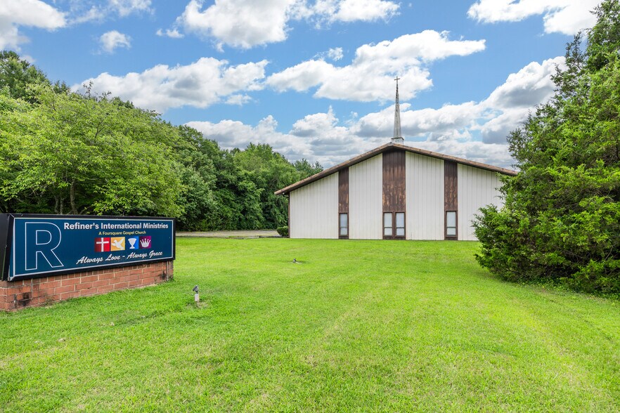 7232 Whitsett Park Rd, Whitsett, NC à louer - Photo de l’immeuble – Image 2 sur 27